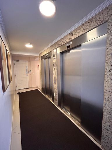 HALL DOS ELEVADORES