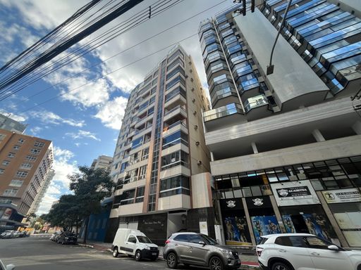 Apartamento em Centro