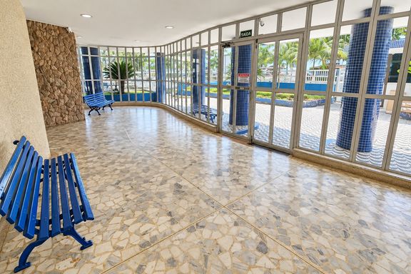 Apartamento Edifício Residencial Embaré frente para o mar