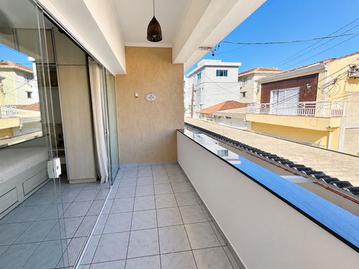 Dormitório Casal com varanda ampla