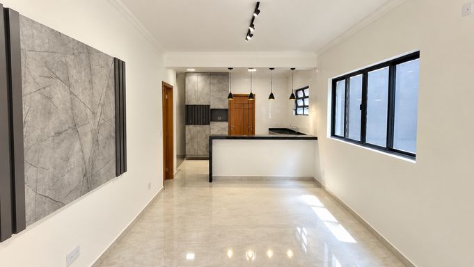 Casa Sobreposta Térrea no Embaré com cozinha americana