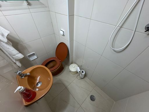 Banheiro da Dependência de Empregada