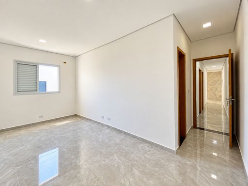 casa sobreposta térrea com 3 suítes