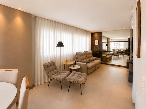 Sala de Estar Integrada com Cozinha e Sala de Jantar