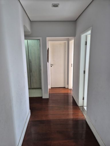 Corredor Área Íntima