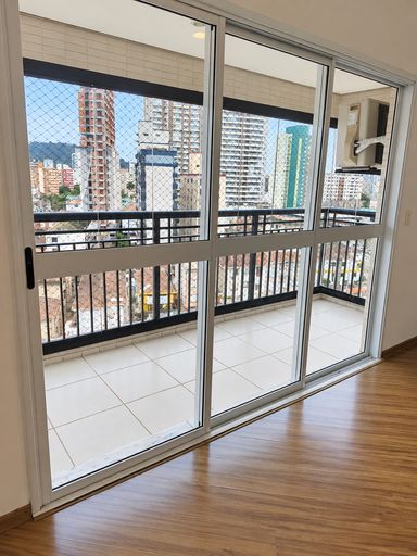 Apartamento Edifício Helbor Home Flex - 3 quartos com varanda e vista livre