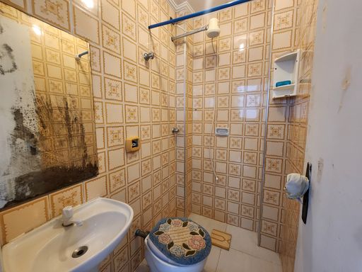 Banheiro de Serviço