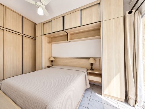 Dormitório Casal com mobília