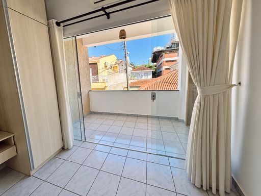 Dormitório Casal amplo e arejado