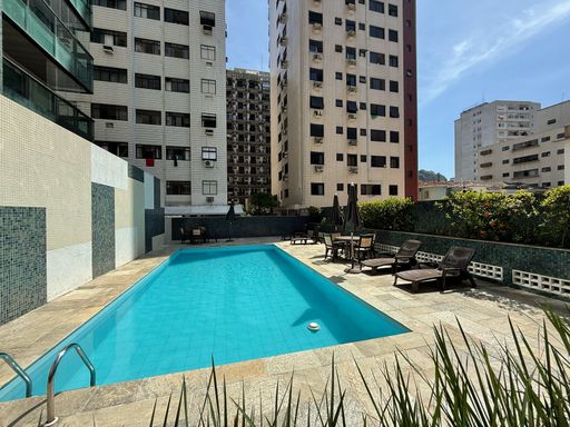 Piscina e Solarium