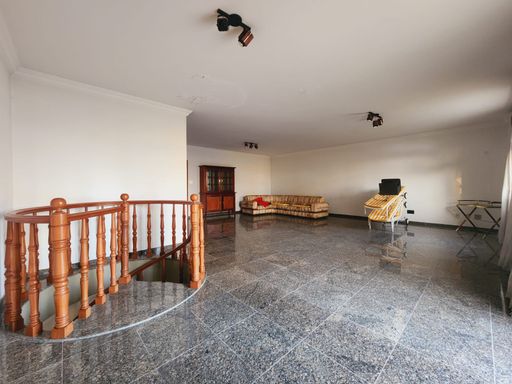 Sala Ampla Piso Superior