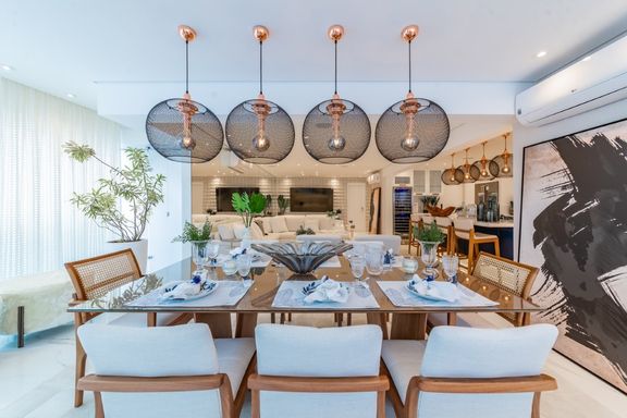 Sala de Jantar Integrada com Churrasqueira  e Varanda Gourmet