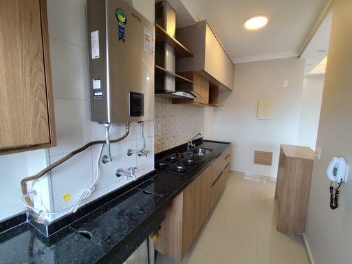 Área de Serviço e Cozinha