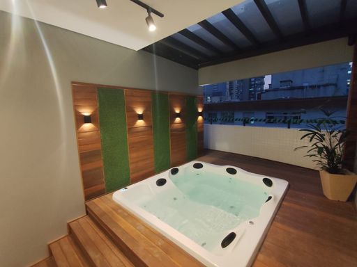 Área Churrasqueira com Spa