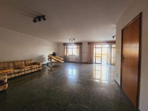 Sala Ampla Piso Superior