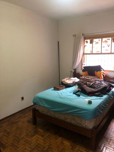 Dorm. 1