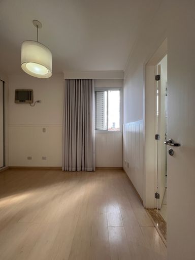 Suite 1