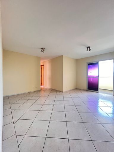 Sala de estar e jantar