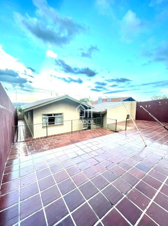 Casa à venda em Oficinas, Ponta Grossa — Portal Chave Fácil