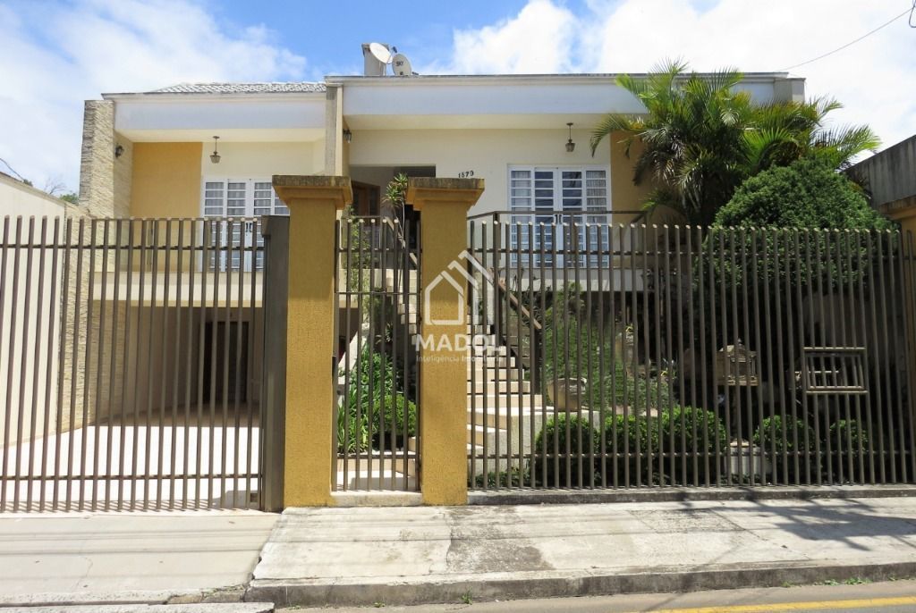 Casa à venda em Centro, Ponta Grossa — Portal Chave Fácil