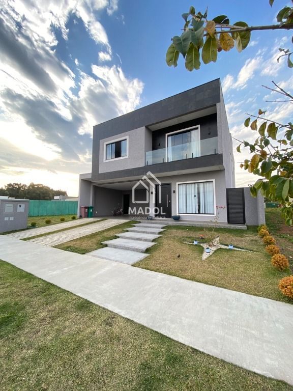 Casa à venda em Jardim Carvalho, Ponta Grossa — Portal Chave Fácil