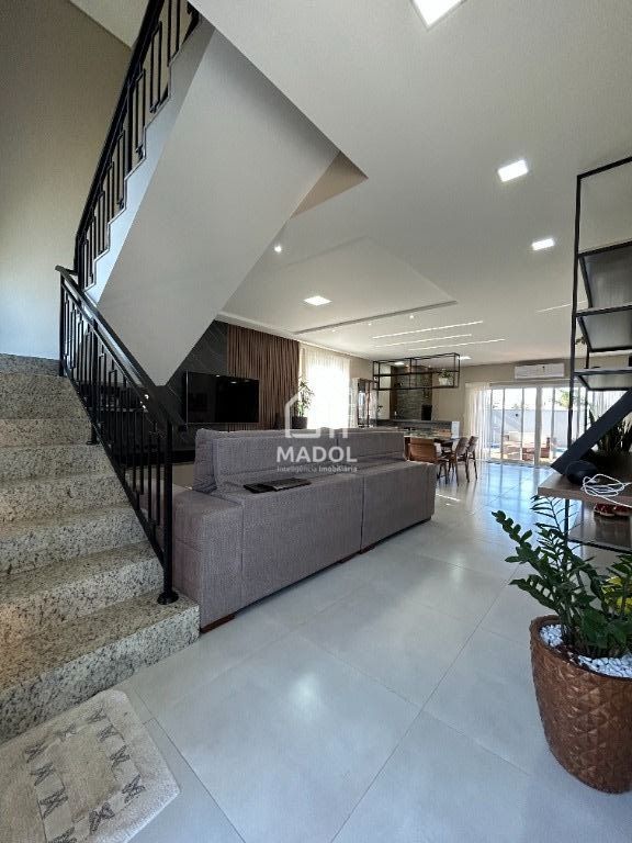 Casa à venda em Jardim Carvalho, Ponta Grossa — Portal Chave Fácil
