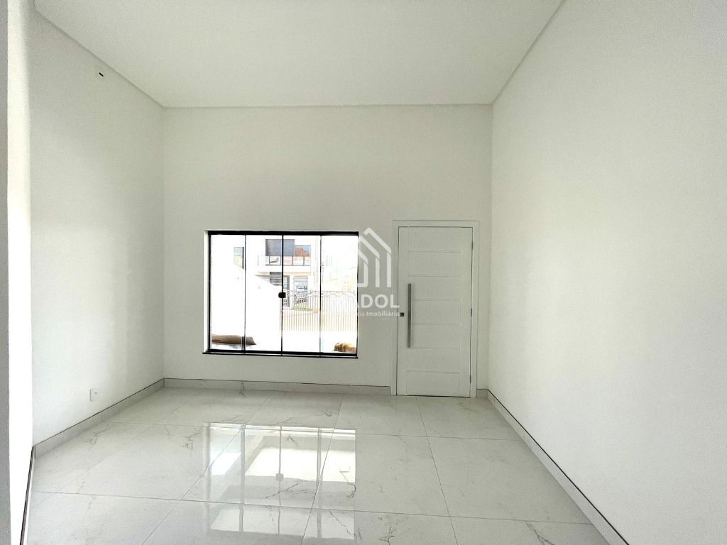 Casa à venda em Cará-cará, Ponta Grossa — Portal Chave Fácil