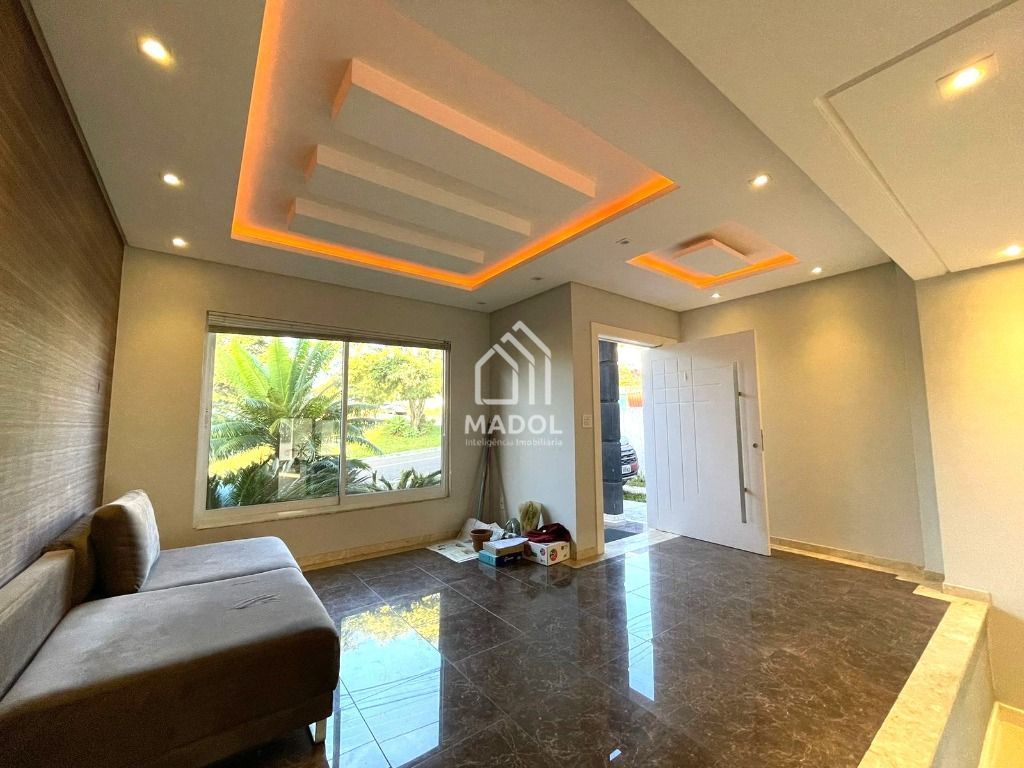Casa à venda em Oficinas, Ponta Grossa — Portal Chave Fácil