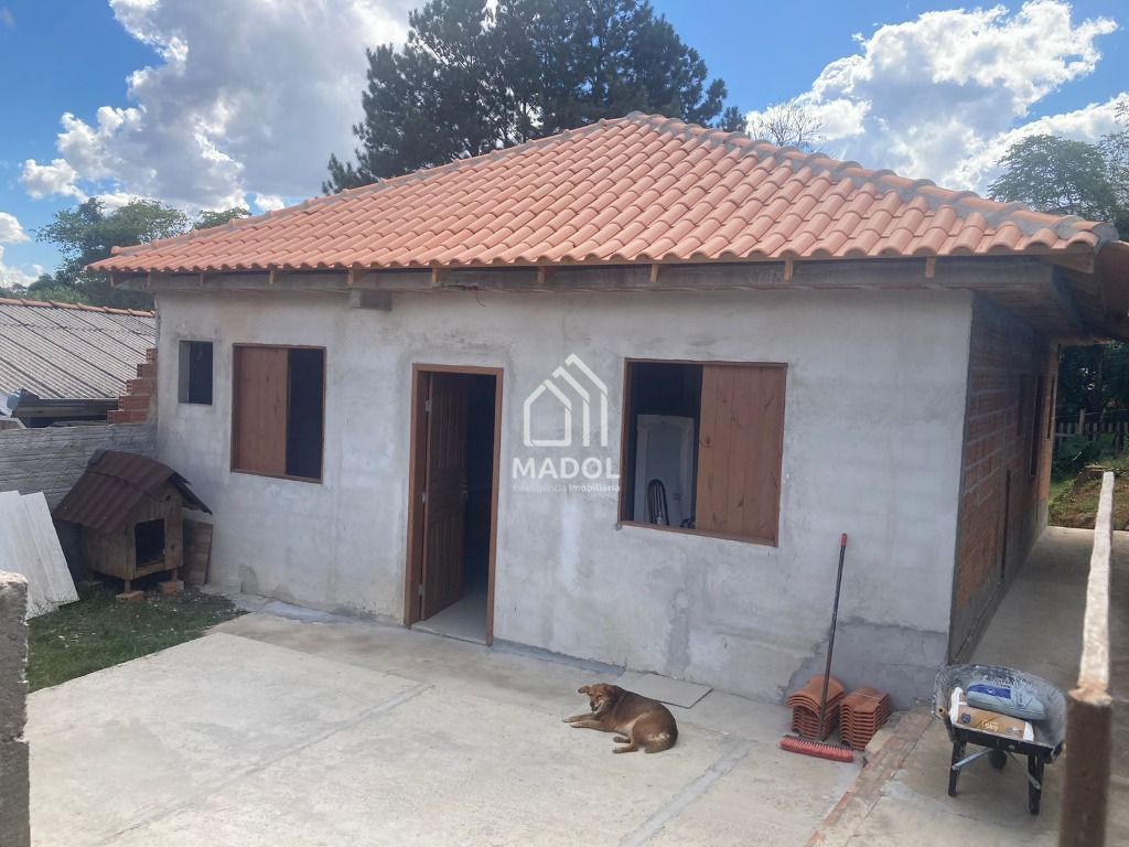 Casa à venda em Uvaranas, Ponta Grossa — Portal Chave Fácil
