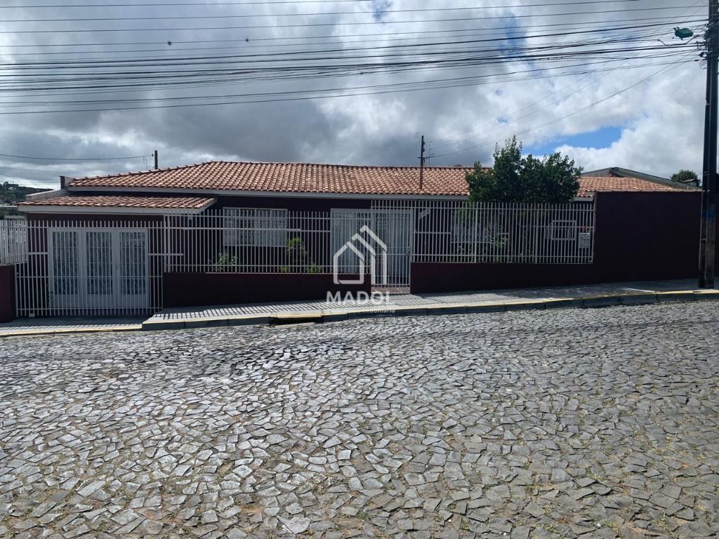 Casa à venda em Boa Vista, Ponta Grossa — Portal Chave Fácil
