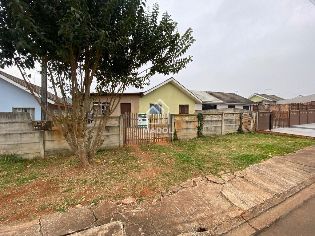 Casa à venda em Periquitos, Ponta Grossa — Portal Chave Fácil