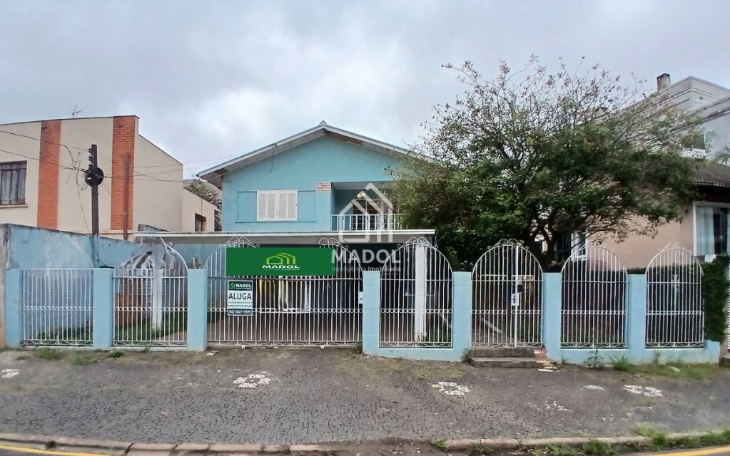 Casa à venda em Uvaranas, Ponta Grossa — Portal Chave Fácil