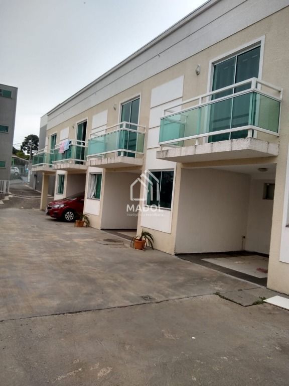 Sobrado à venda em Uvaranas, Ponta Grossa — Portal Chave Fácil
