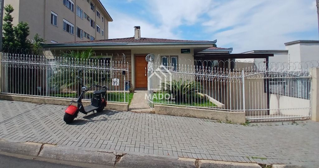 Casa à venda em Uvaranas, Ponta Grossa — Portal Chave Fácil