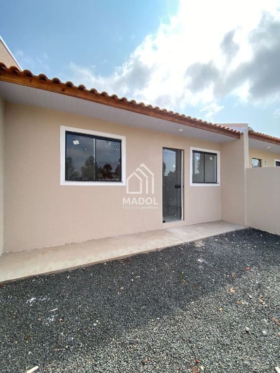Casa à venda em Uvaranas, Ponta Grossa — Portal Chave Fácil