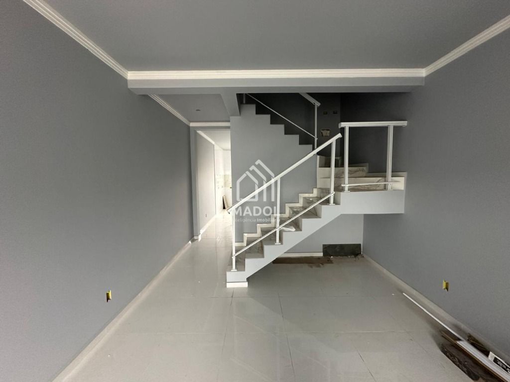 Casa à venda em Uvaranas, Ponta Grossa — Portal Chave Fácil