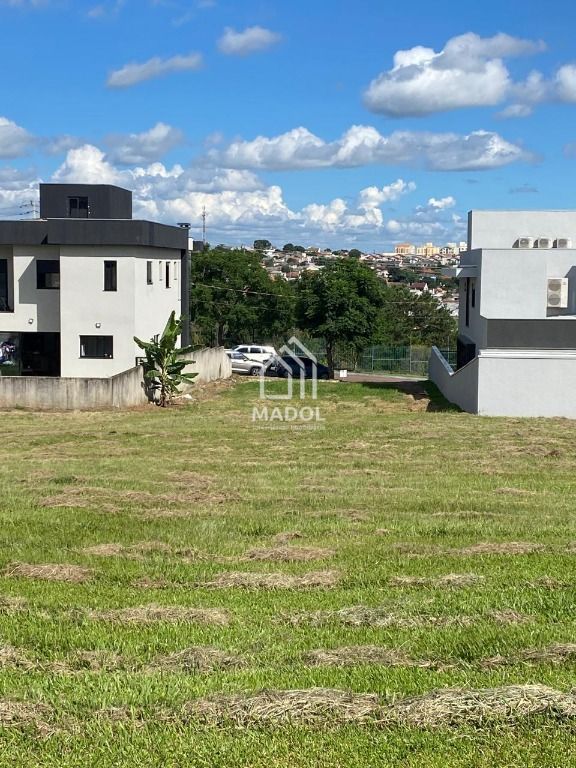 Terreno/Área à venda em Centro, Ponta Grossa — Portal Chave Fácil