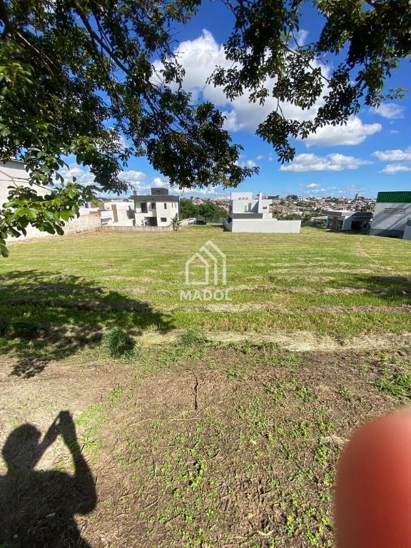 Terreno/Área à venda em Centro, Ponta Grossa — Portal Chave Fácil