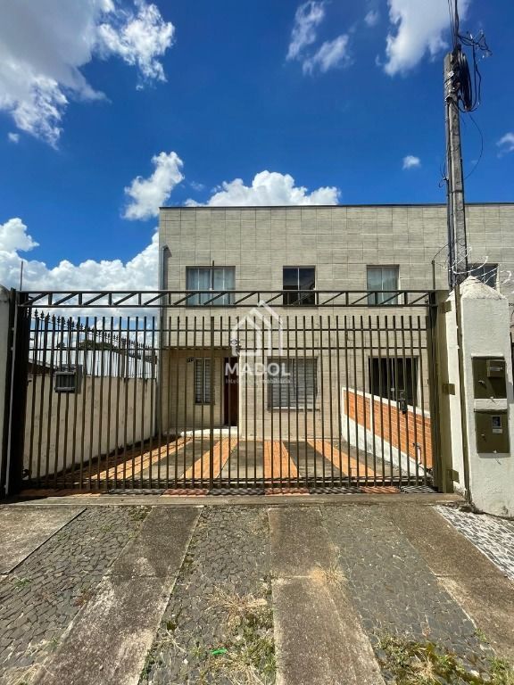 Sobrado à venda em Uvaranas, Ponta Grossa — Portal Chave Fácil