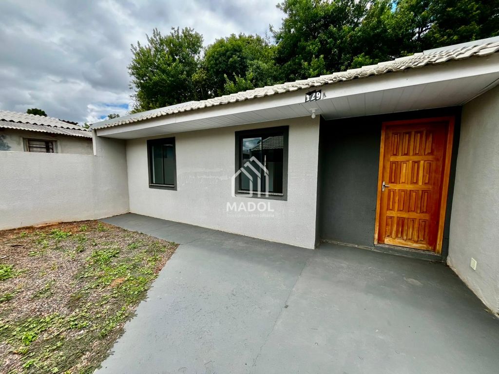 Casa à venda em Uvaranas, Ponta Grossa — Portal Chave Fácil