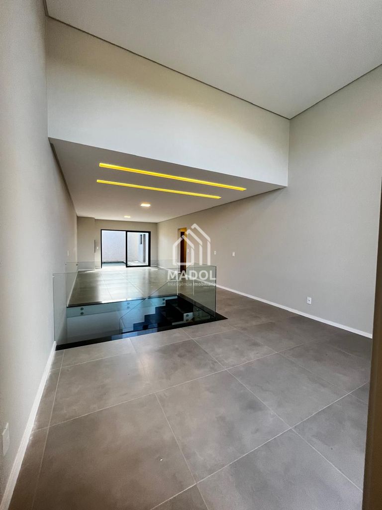 Casa à venda em Orfãs, Ponta Grossa — Portal Chave Fácil