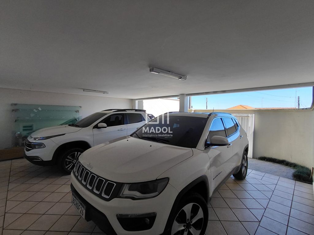 Casa à venda em Oficinas, Ponta Grossa — Portal Chave Fácil