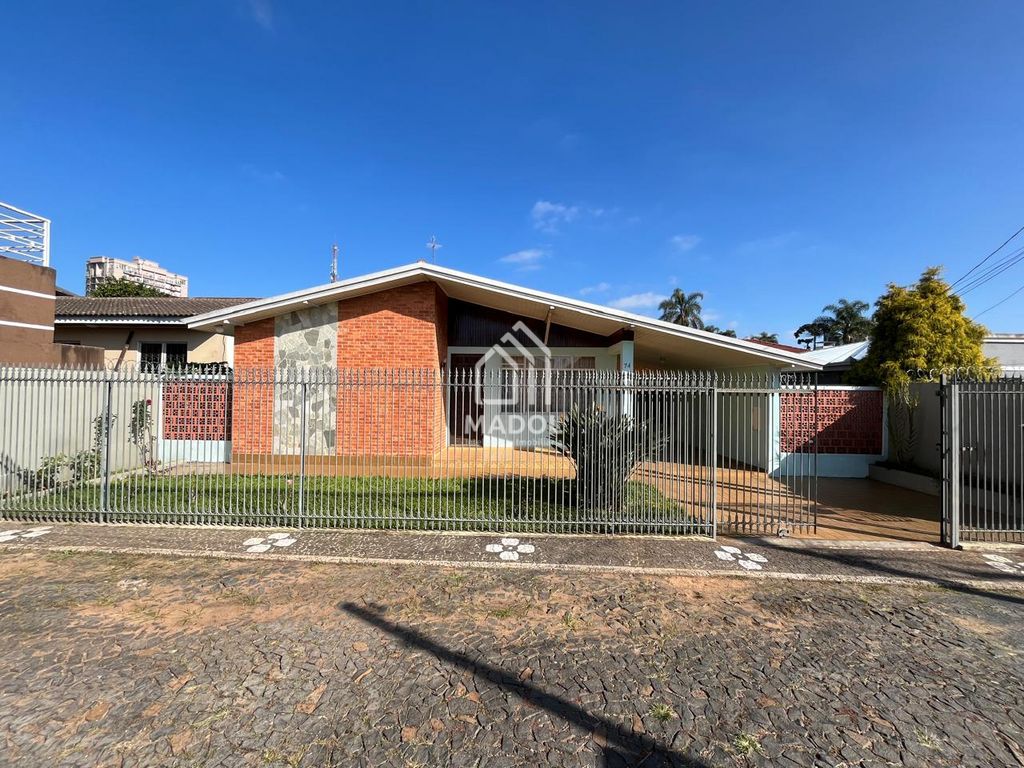 Casa à venda em Jardim Carvalho, Ponta Grossa — Portal Chave Fácil