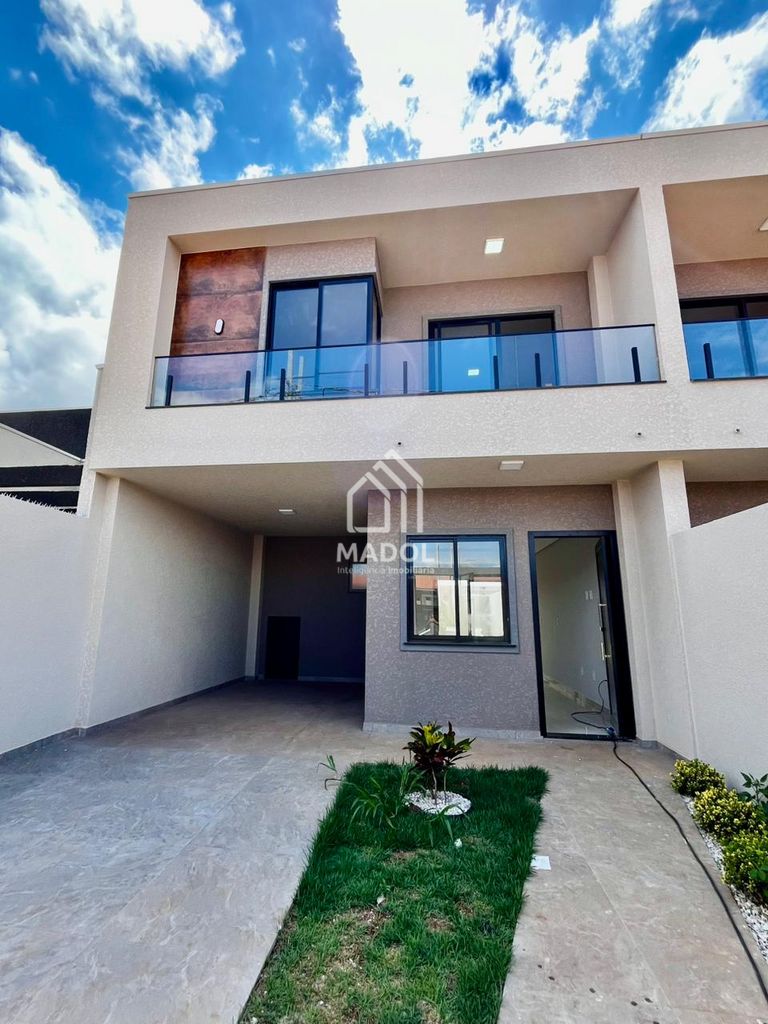 Casa à venda em Uvaranas, Ponta Grossa — Portal Chave Fácil
