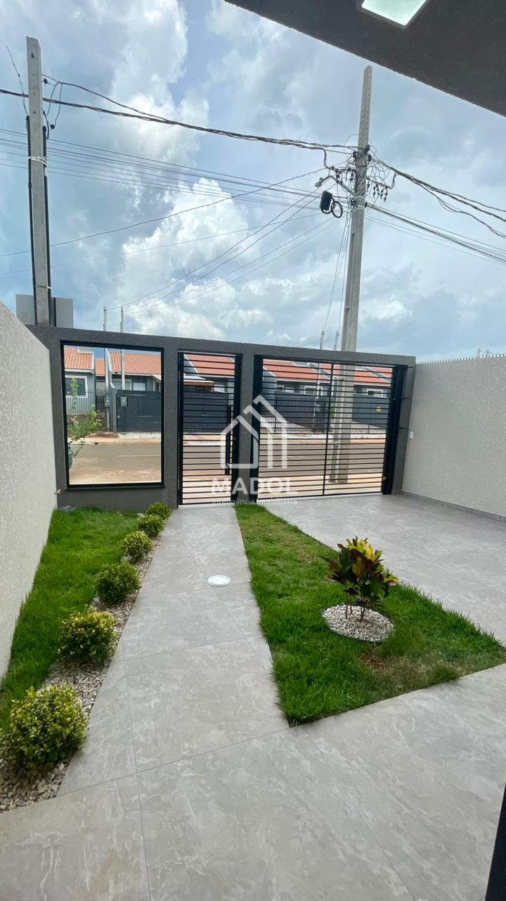 Casa à venda em Uvaranas, Ponta Grossa — Portal Chave Fácil