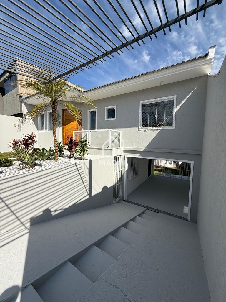 Casa à venda em Contorno, Ponta Grossa — Portal Chave Fácil