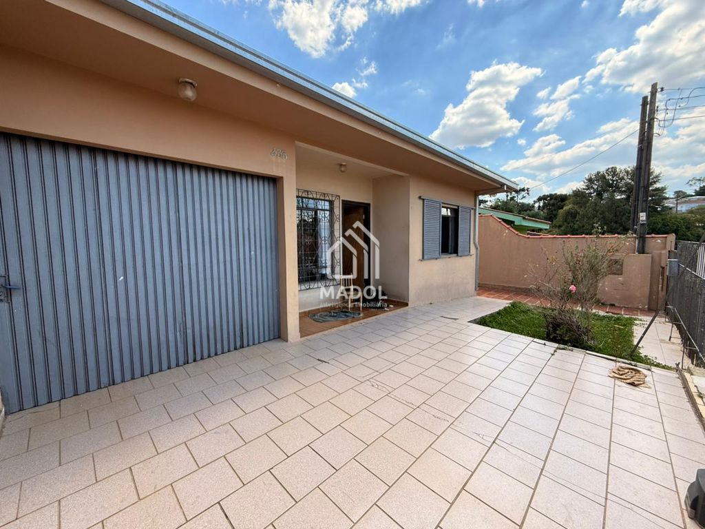 Casa à venda em Uvaranas, Ponta Grossa — Portal Chave Fácil