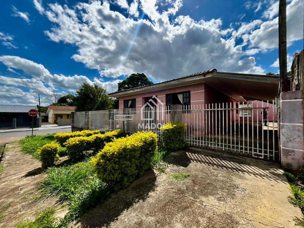 Casa à venda em Uvaranas, Ponta Grossa — Portal Chave Fácil