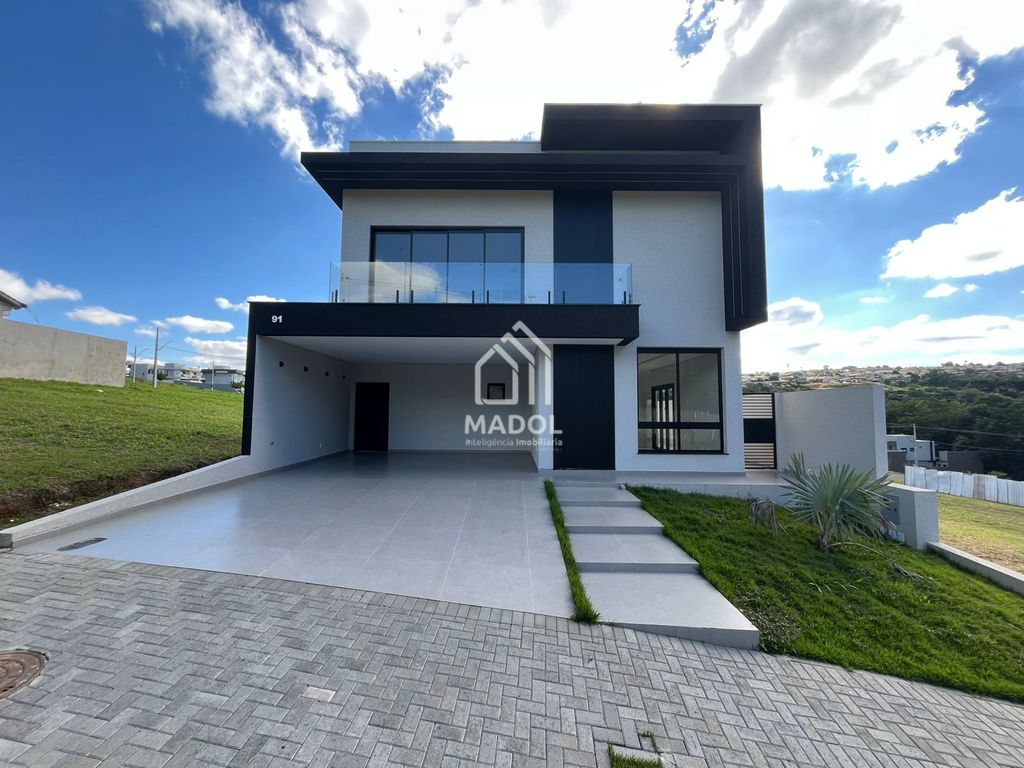 Casa à venda em Orfãs, Ponta Grossa — Portal Chave Fácil