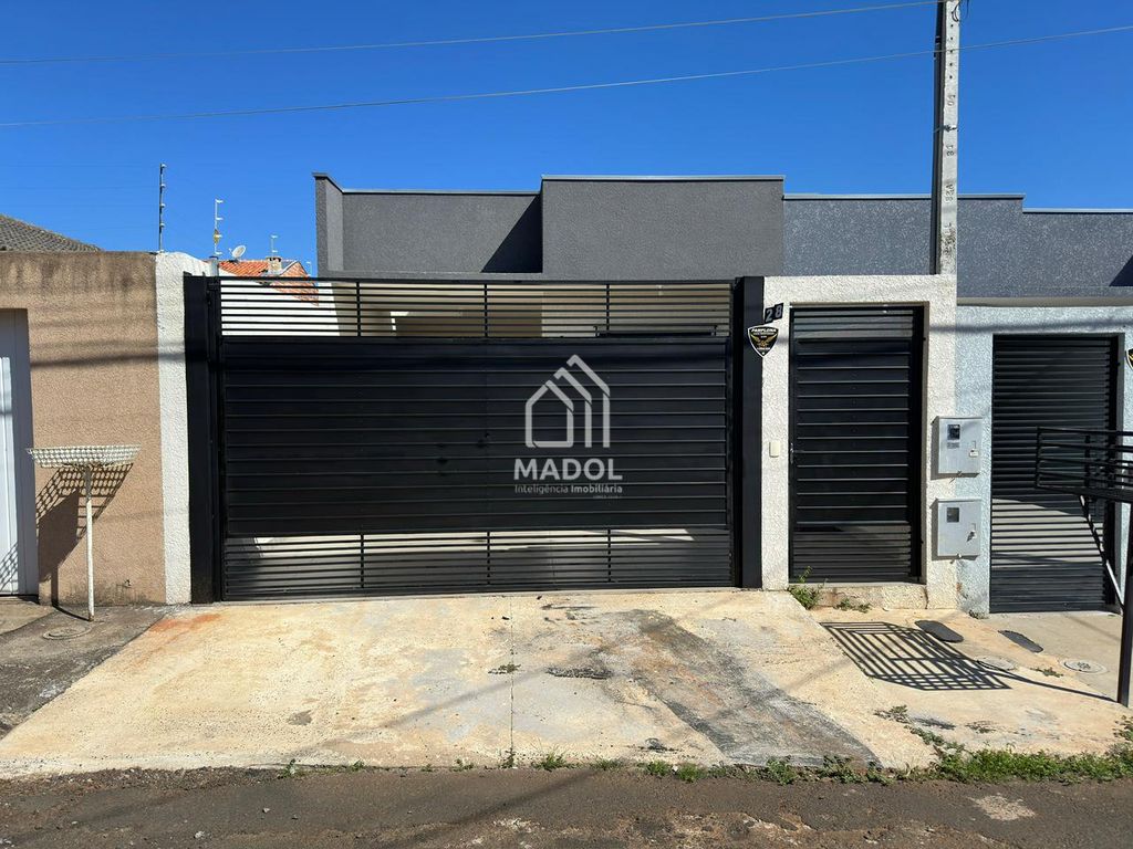 Casa à venda em Uvaranas, Ponta Grossa — Portal Chave Fácil